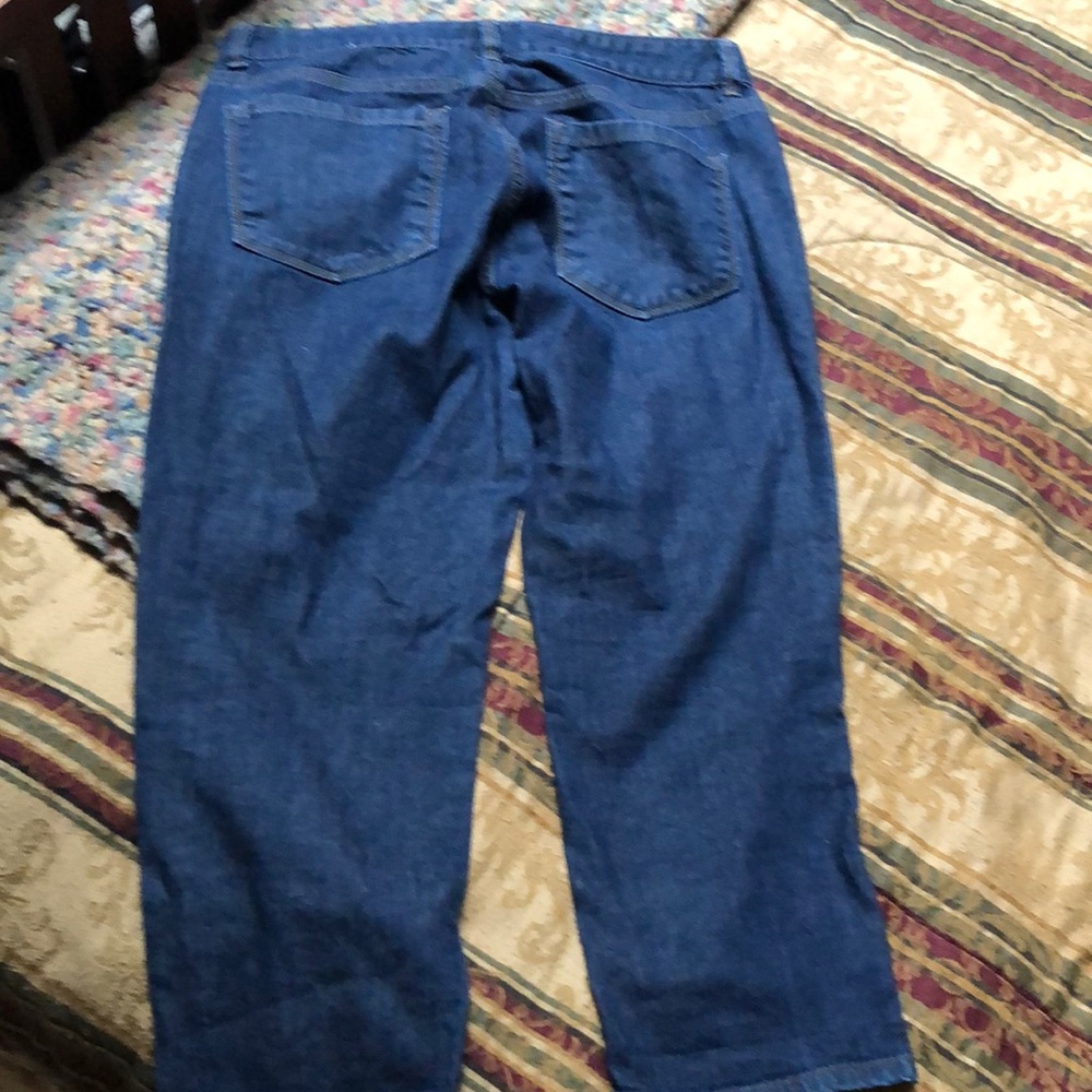 Loft denim Capris - Picture 3 of 4